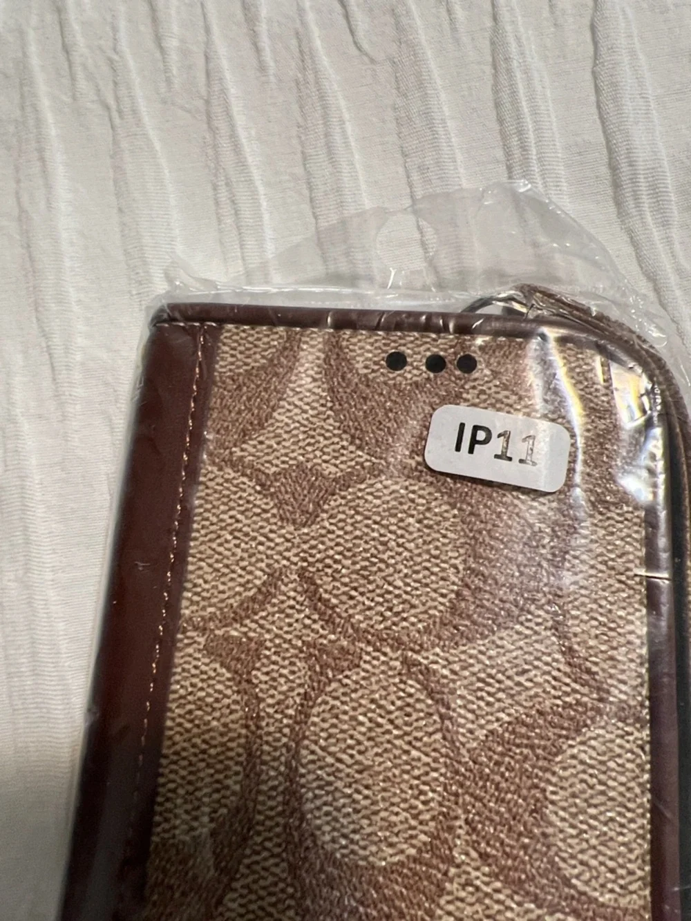 COACH iPhone IP 11 Flip Wallet Phone case